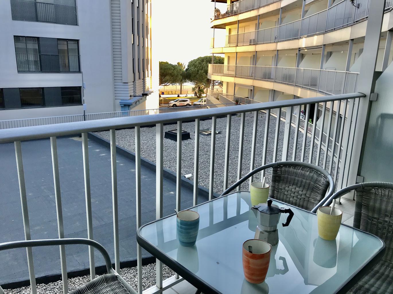 Appartement -
                        Roses -
                        1 chambre -
                        4 occupants